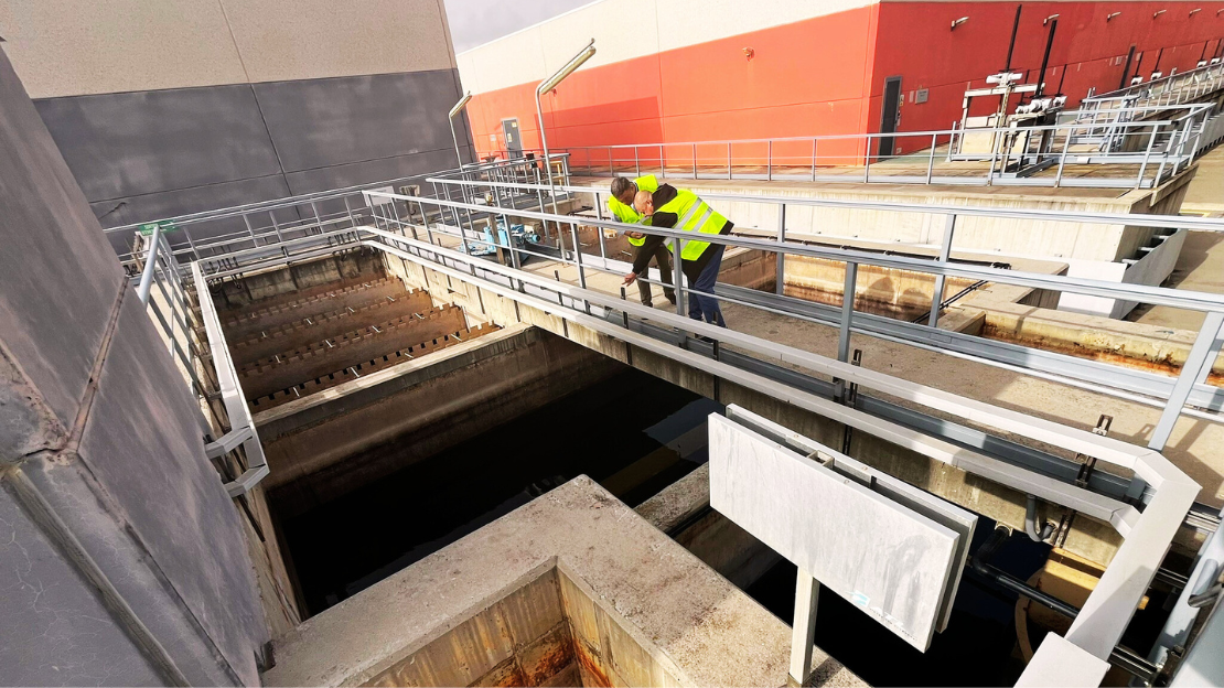 Bandejas aislantes 66 en desalinizadora del Llobregat