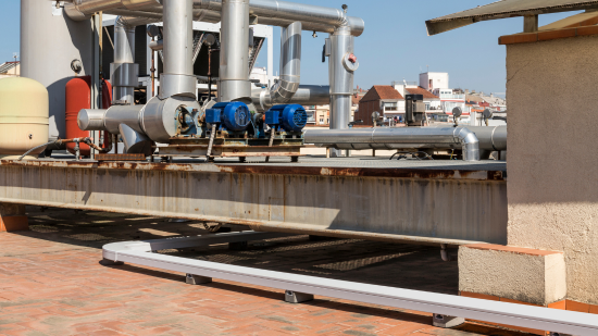 Soporte de azoteas en terraza para instalación de climatización